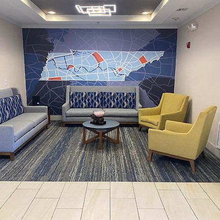 Holiday Inn Express & Suites Dyersburg By Ihg Exterior foto