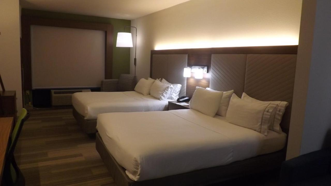 Holiday Inn Express & Suites Dyersburg By Ihg Exterior foto
