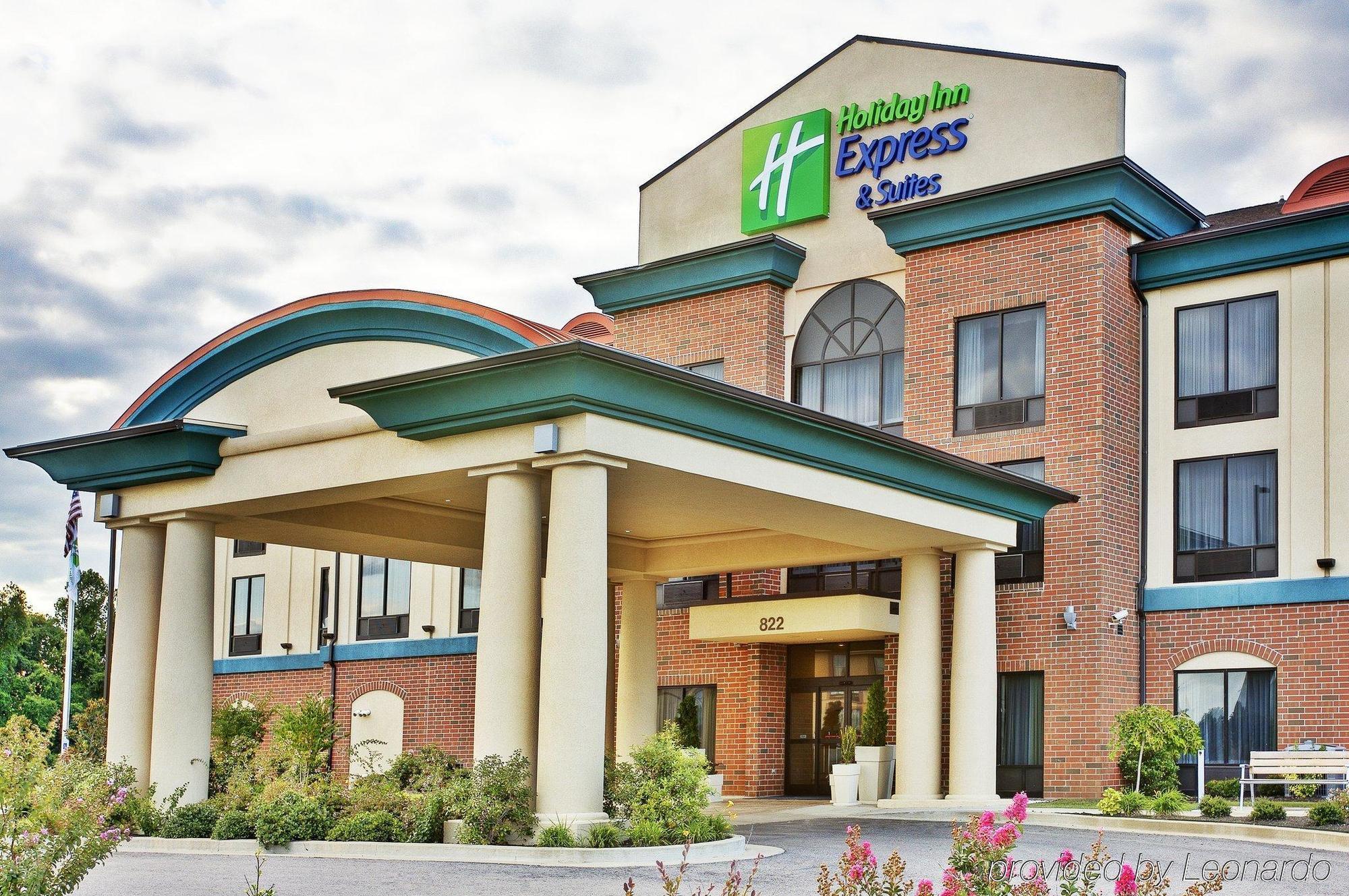 Holiday Inn Express & Suites Dyersburg By Ihg Exterior foto