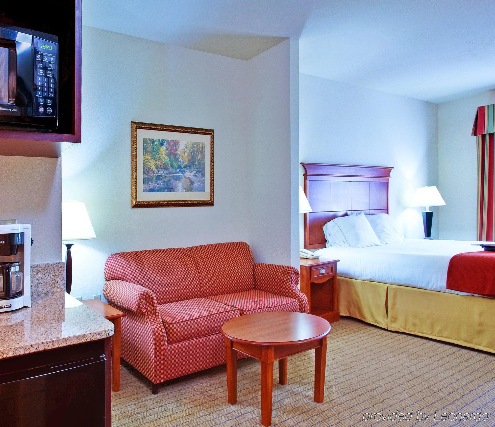 Holiday Inn Express & Suites Dyersburg By Ihg Quarto foto